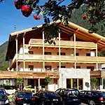 호텔 Huber's Boutiquehotel 4*