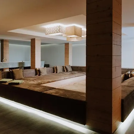 ホテル Huber's Boutiquehotel 4*